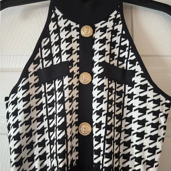 Elegant Black and White Houndstooth Mini Dress - Picture 2 of 6